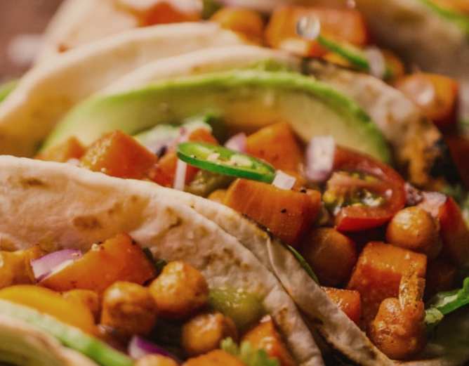 Automated end-of-line tortilla packaging